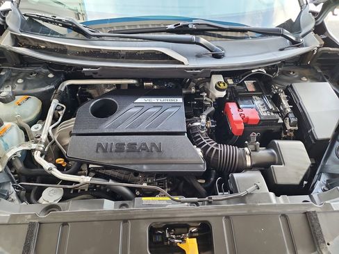 Used 2024 Nissan Rogue SV FWD image 41
