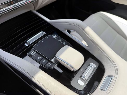Certified 2026 Mercedes-Benz GLS 450 4MATIC image 31