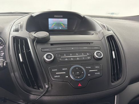 Used 2017 Ford Escape SE FWD image 17