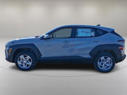 New 2026 Hyundai Kona SE image 4