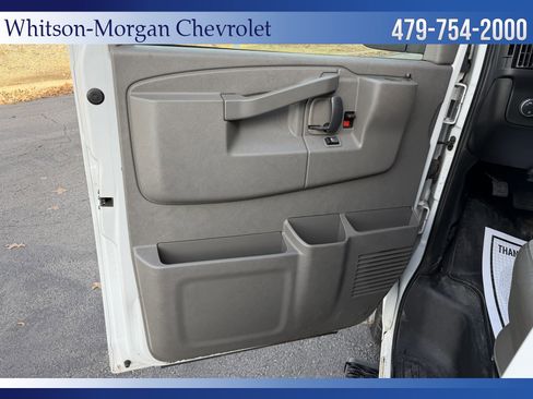 Used 2020 Chevrolet Express 3500 LT w/ LT Preferred Equipment Group image 10