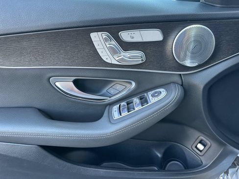 Used 2020 Mercedes-Benz C 300 Sedan image 12