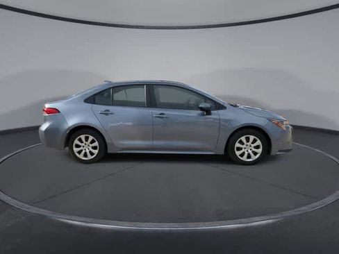 Used 2024 Toyota Corolla LE image 9
