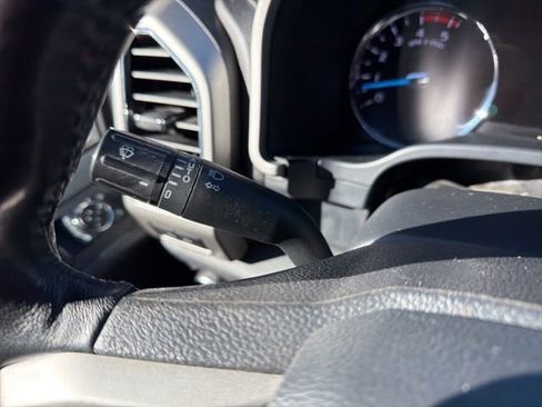 Certified 2022 Ford F250 Lariat w/ Black Appearance Package image 52