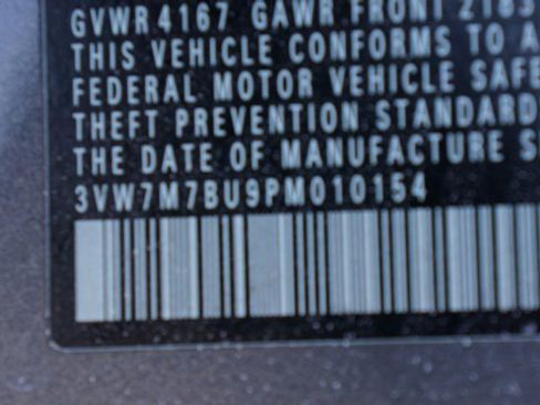 Certified 2023 Volkswagen Jetta SE w/ Panoramic Sunroof Package image 91