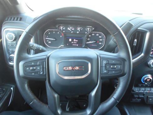 Used 2022 GMC Sierra 2500 AT4 w/ AT4 Preferred Package image 15