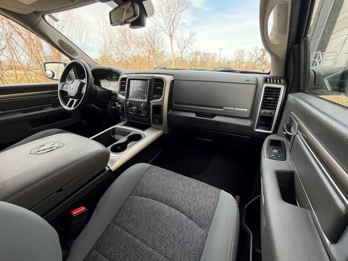 Used 2019 RAM 1500 Lone Star image 14