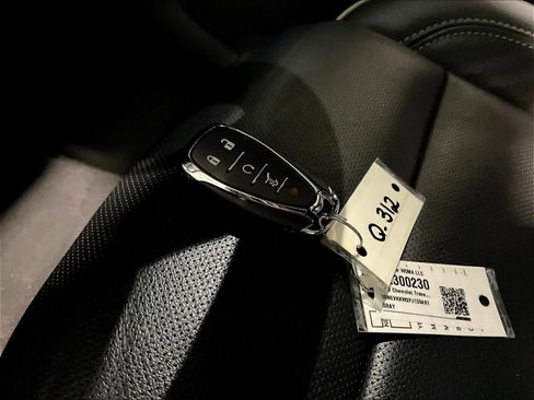 Used 2023 Chevrolet Traverse Premier w/ Redline Edition image 32