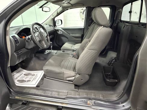 Used 2021 Nissan Frontier SV AWD/4WD image 19