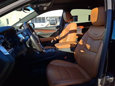 Used 2020 Cadillac XT5 Premium Luxury image 14