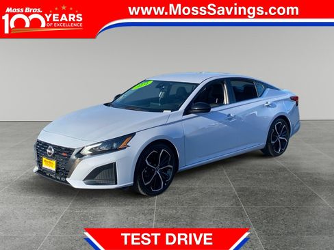 Used 2024 Nissan Altima 2.5 SR FWD image 1
