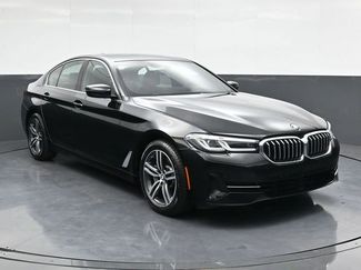 Used 2022 BMW 530i xDrive w/ Premium Package video 2