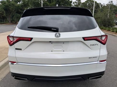 Used 2024 Acura MDX SH-AWD image 9