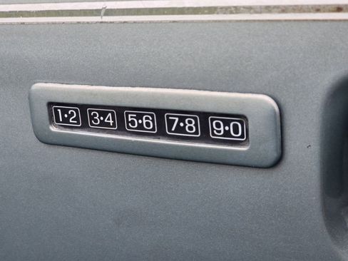 Used 1996 Ford Explorer Limited image 29