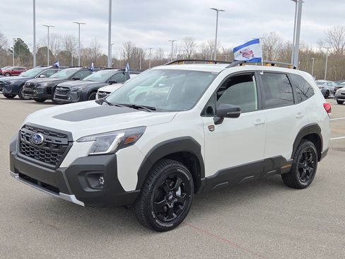 Certified 2025 Subaru Forester Wilderness image 7