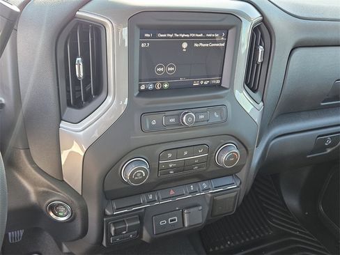 New 2026 Chevrolet Silverado 2500 Custom w/ Z71 Off-Road Package image 22