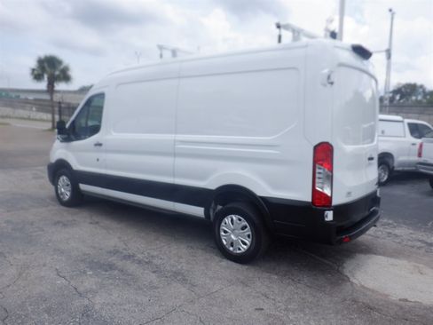 Used 2021 Ford Transit 250 Medium Roof w/ Load Area Protection Package RWD image 6