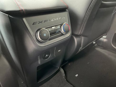 New 2026 Ford Explorer ST-Line w/ ST-Line Street Pack image 11