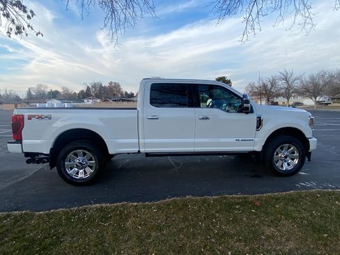 Used 2022 Ford F350 Platinum image 23