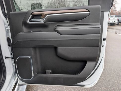 Used 2024 Chevrolet Silverado 2500 LT image 24