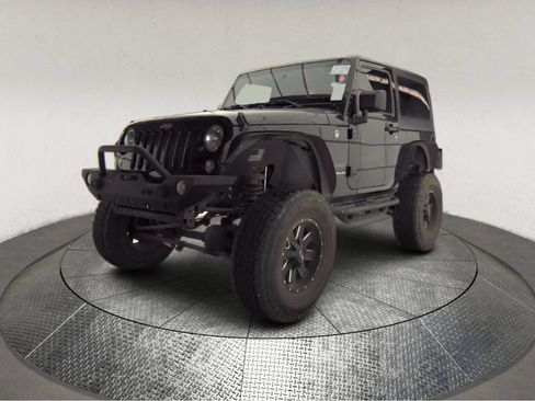 Used 2017 Jeep Wrangler Sport w/ Quick Order Package 24S AWD/4WD image 3