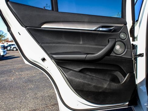 Used 2021 BMW X2 M35i w/ Premium Package image 11