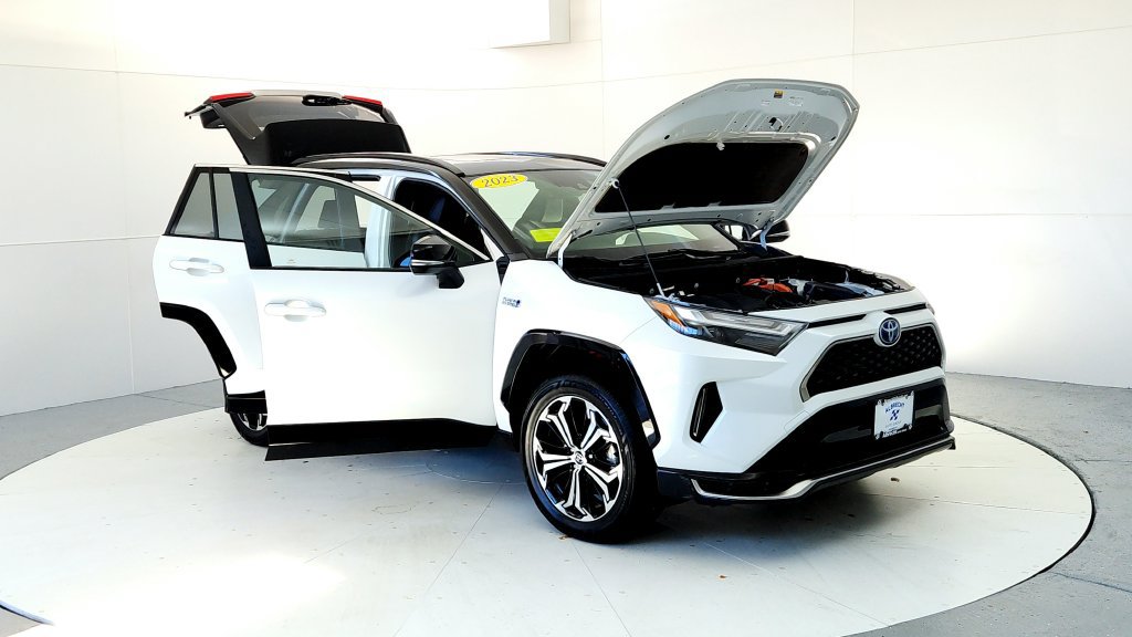 Used 2023 Toyota RAV4 XSE w/ Weather Package AWD/4WD image 12