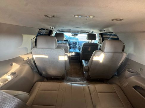 Used 2015 Chevrolet Tahoe LT RWD image 18
