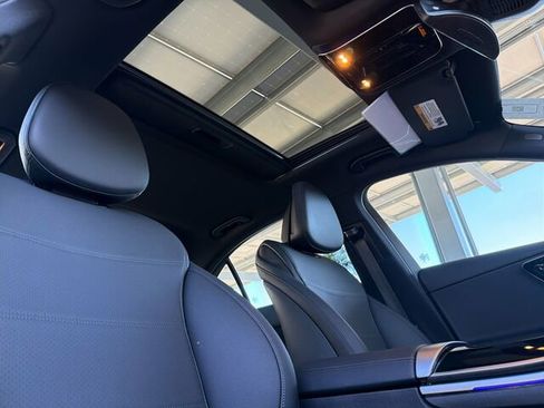 Certified 2025 Mercedes-Benz C 300 Sedan image 20