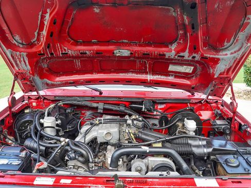Used 1993 Ford F150 2WD Regular Cab image 16