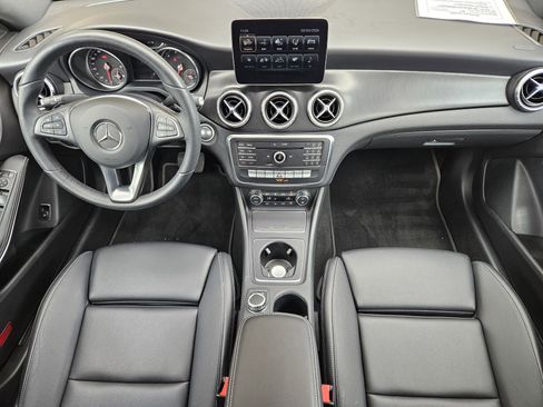 Used 2019 Mercedes-Benz CLA 250 image 25