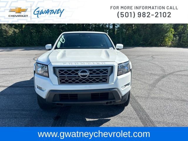 Used 2024 Nissan Frontier SV w/ SV Convenience Package AWD/4WD image 2