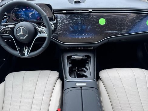 New 2026 Mercedes-Benz E 450 4MATIC Sedan image 16