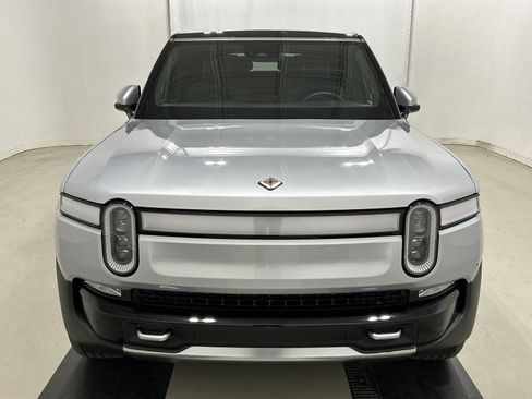 Used 2024 Rivian R1S Adventure AWD/4WD image 8