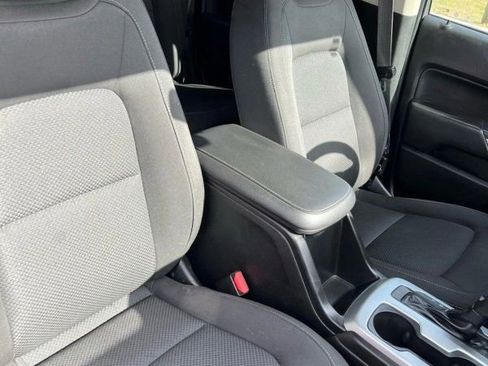 Used 2021 Chevrolet Colorado LT w/ LT Convenience Package image 20