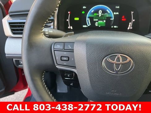 Used 2025 Toyota Camry SE w/ Multimedia Upgrade Package image 19