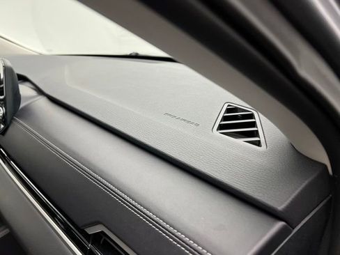 Used 2024 Mitsubishi Outlander SE image 10