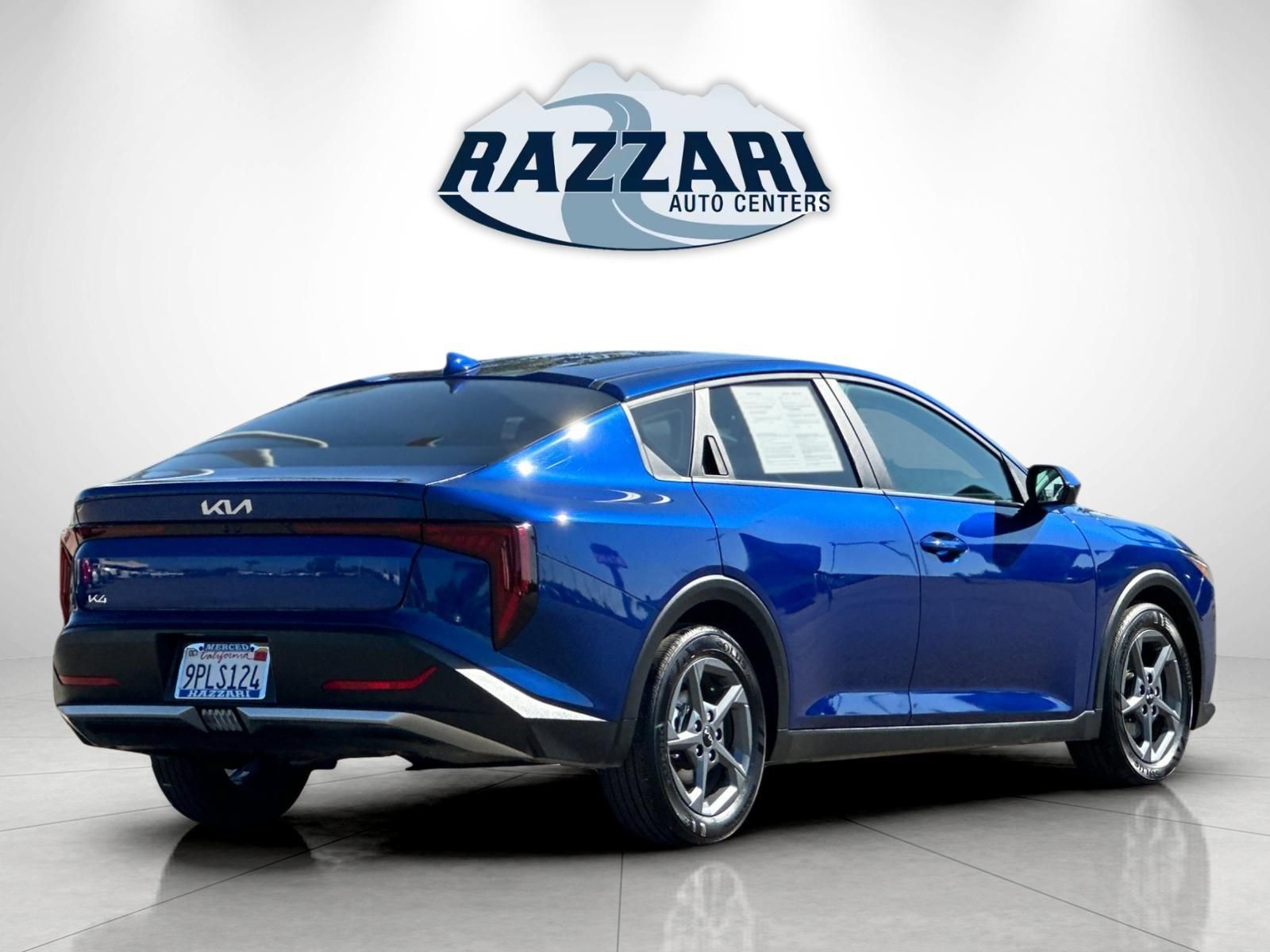 Used 2025 Kia K4 FWD image 3