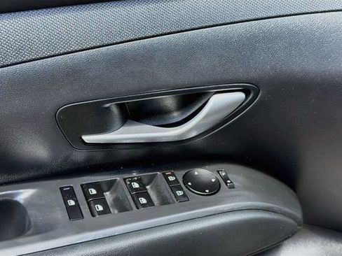 Used 2025 Hyundai Tucson SEL AWD/4WD image 23