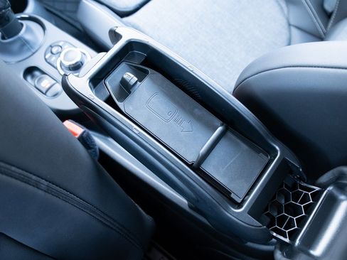 Used 2023 MINI Cooper SE image 11