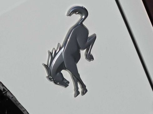 Used 2022 Ford Bronco Big Bend image 11