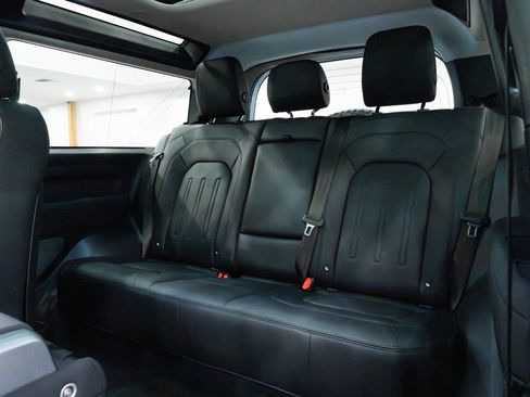 Used 2021 Land Rover Defender 90 S image 21