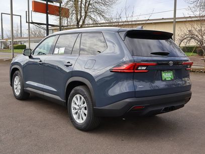 New 2026 Toyota Grand Highlander XLE