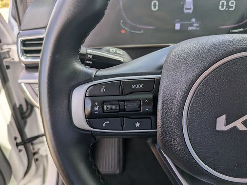 Certified 2023 Kia Sportage EX FWD image 30