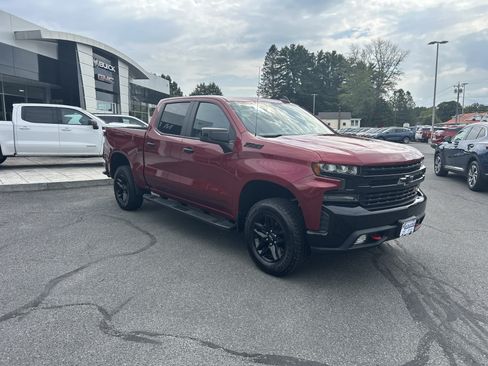 Used 2020 Chevrolet Silverado 1500 LT Trail Boss AWD/4WD image 15