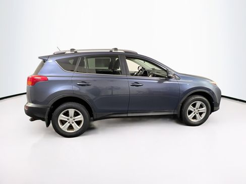 Used 2013 Toyota RAV4 XLE image 4