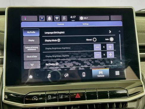 Used 2024 Jeep Compass Latitude AWD/4WD image 30