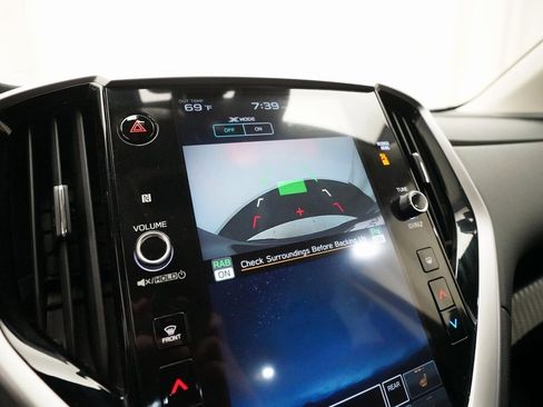 Used 2023 Subaru Ascent Premium w/ Convenience Package image 21