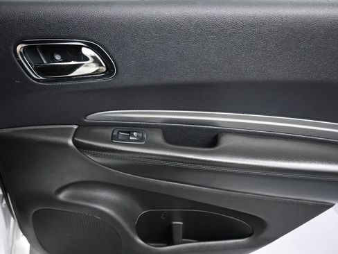 Used 2019 Dodge Durango GT RWD image 40