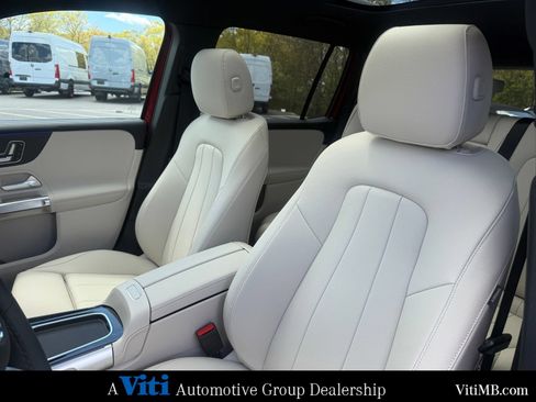 New 2026 Mercedes-Benz GLB 250 4MATIC image 13